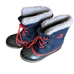 Sorel boots, size 6